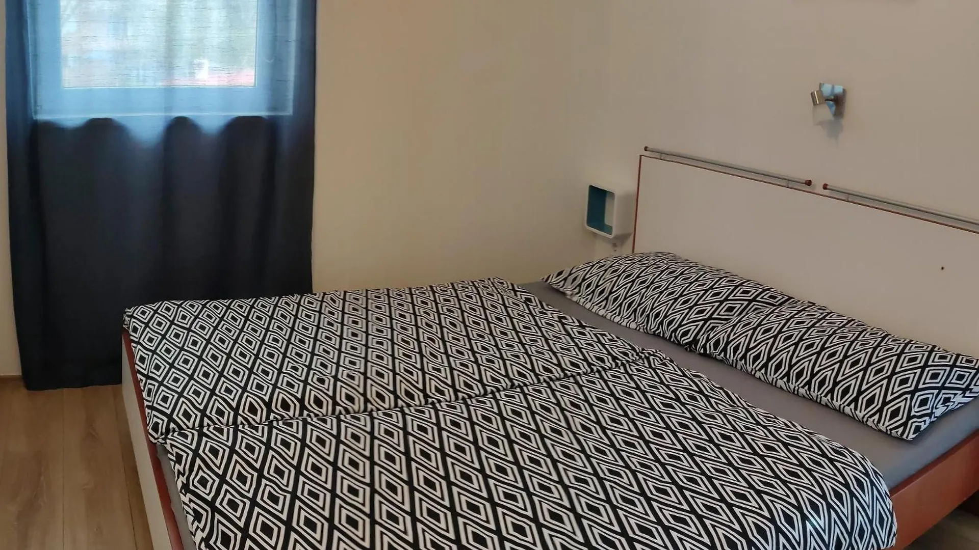 Apartment Anita Fazana 0*,  Croatia